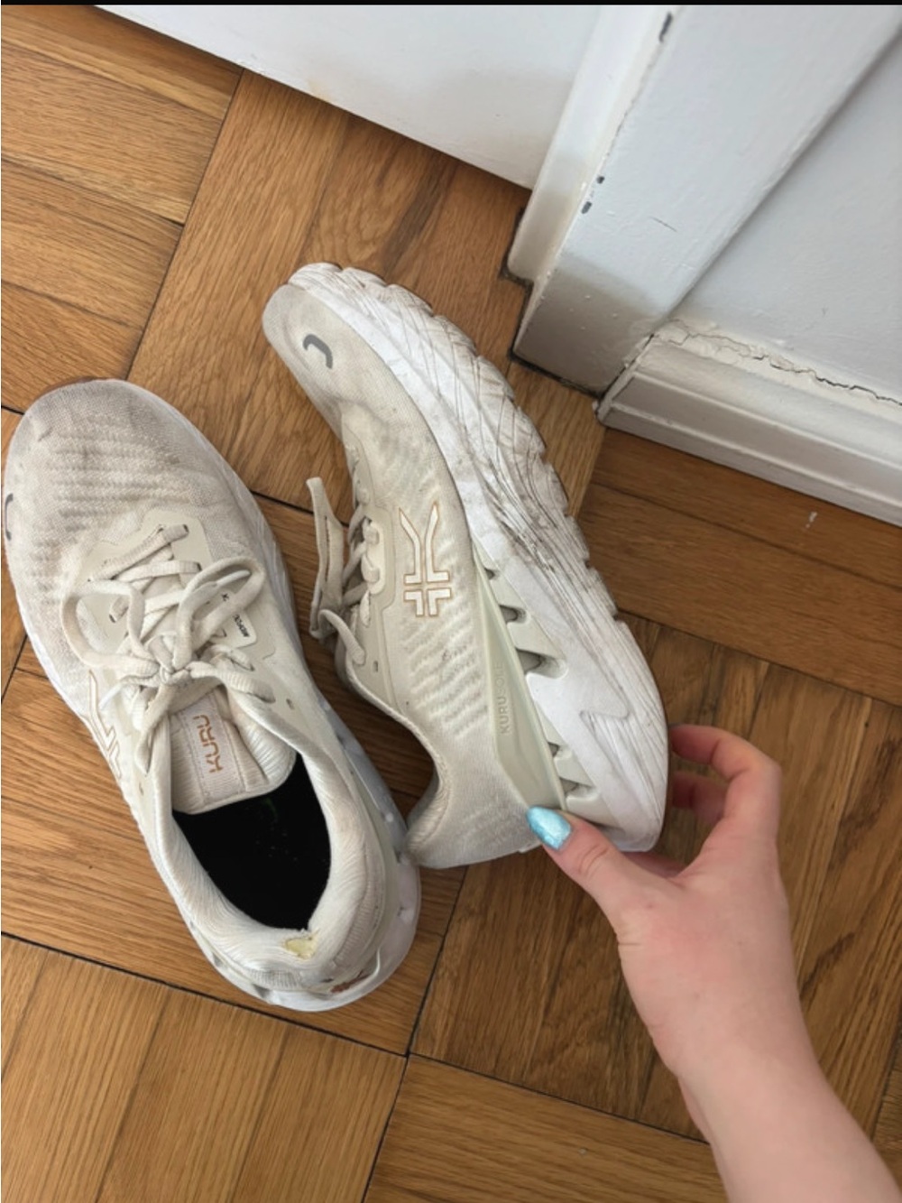 KURU footwear heel support running shoes